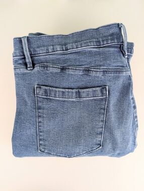 7Ann Taylor Light Blue Straight Denim Jeans (Size: 16) 1lb 9.6oz